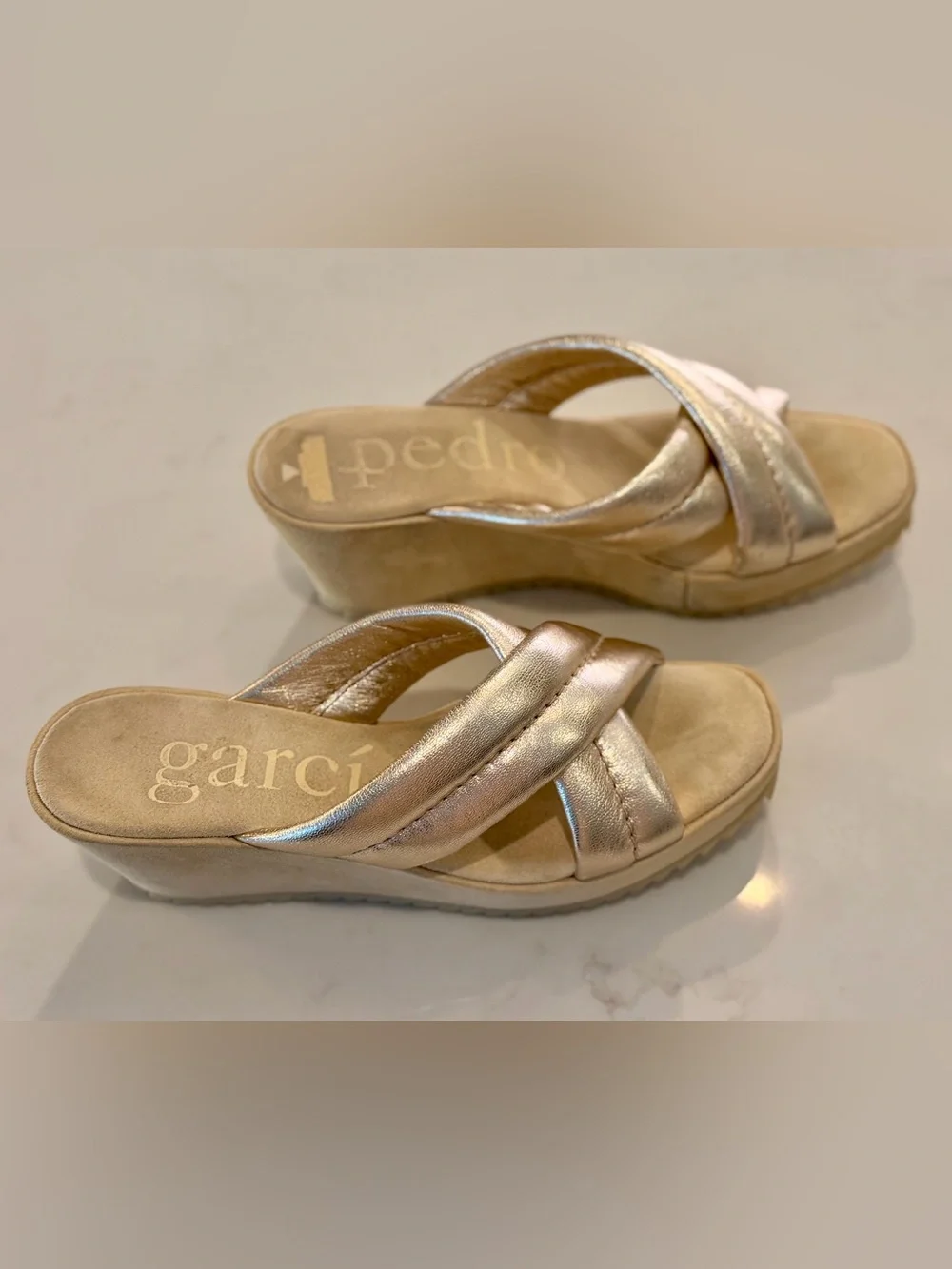 Pedro Garcia Florina Metallic Gold Crisscross Slide Wedges. Size 40EU/10US